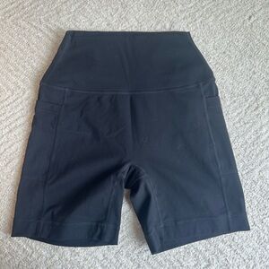 Set Active Biker Shorts